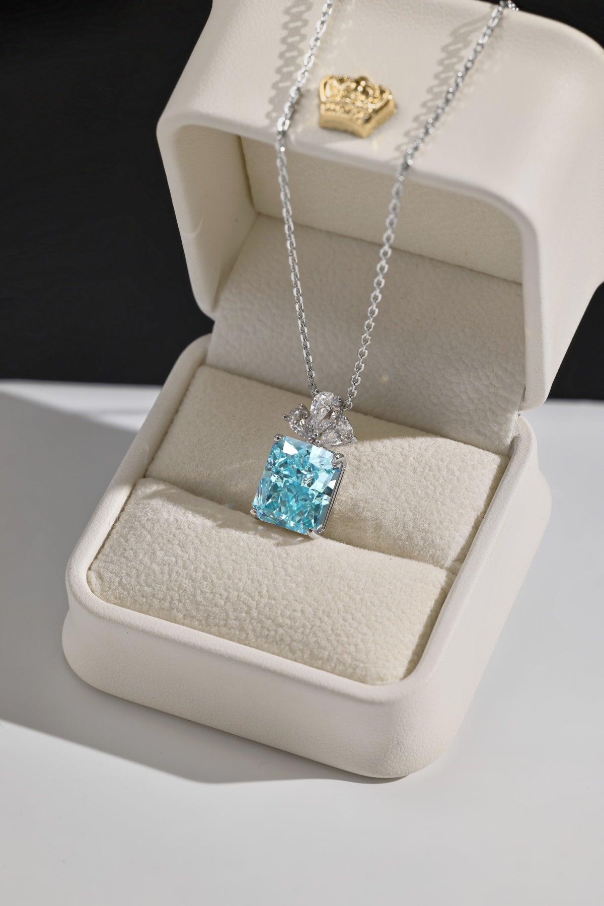 Astral Trace Series S925 Sterling Silver 18K White Gold Plated Crushed Ice Cut & Pear Cut Zirconia Flower Shape Necklace