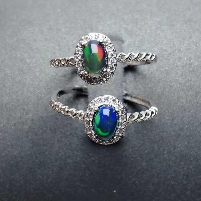 Elegant Vintage Style Natural Black Opal Ring in S925 Sterling Silver - Classic Round Setting with 4x6mm Multicolor Fire Opal for Women