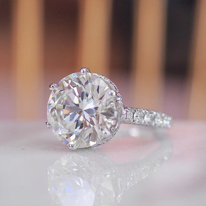 Luxurious 6 Prong Round Cut Engagement Ring In Sterling Silver-Maxinejewelry