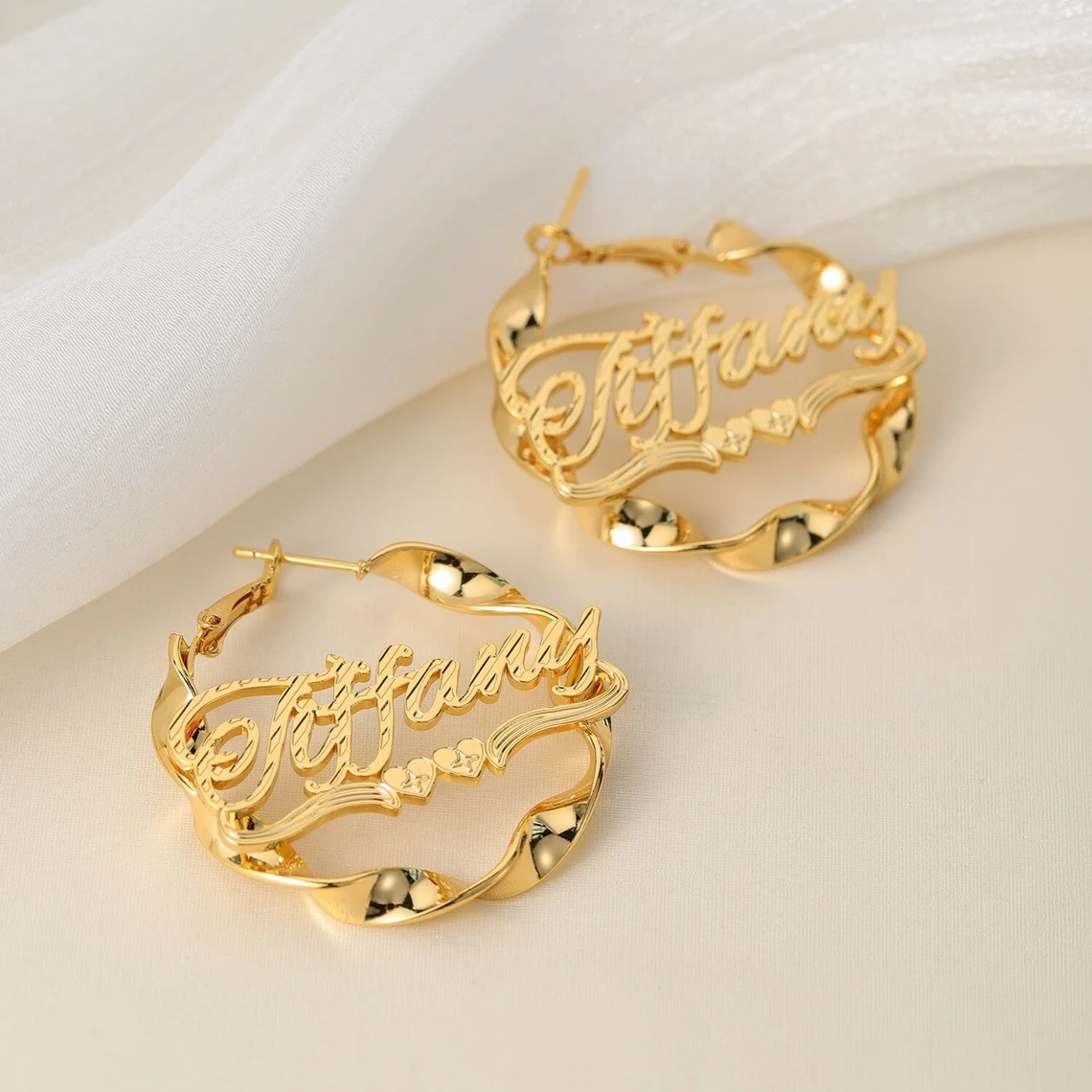 Personalized Custom Heart Underline Bamboo Nameplate Twist Hoop Earrings