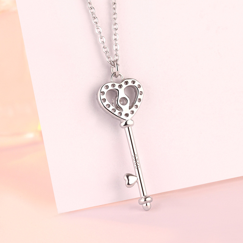 Heart Key White Sapphire Pendant Charm Necklace In Sterling Silver