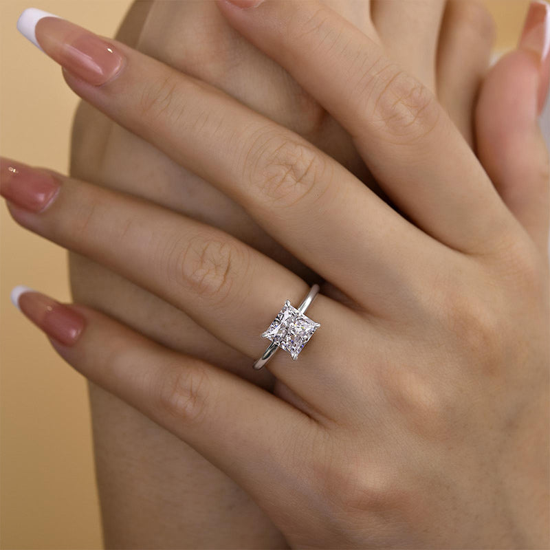 Classic Princess Cut Engagement Ring for Women In Sterling Silver