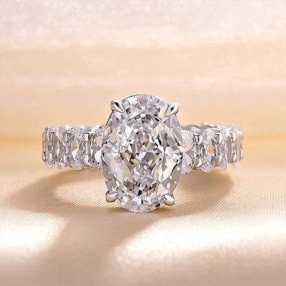 Luxurious Oval Cut Simulated Diamond Engagement Ring In  Sterling Silver-Maxinejewelry