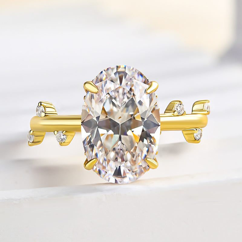 Special Yellow Gold Oval Cut Engagement Ring