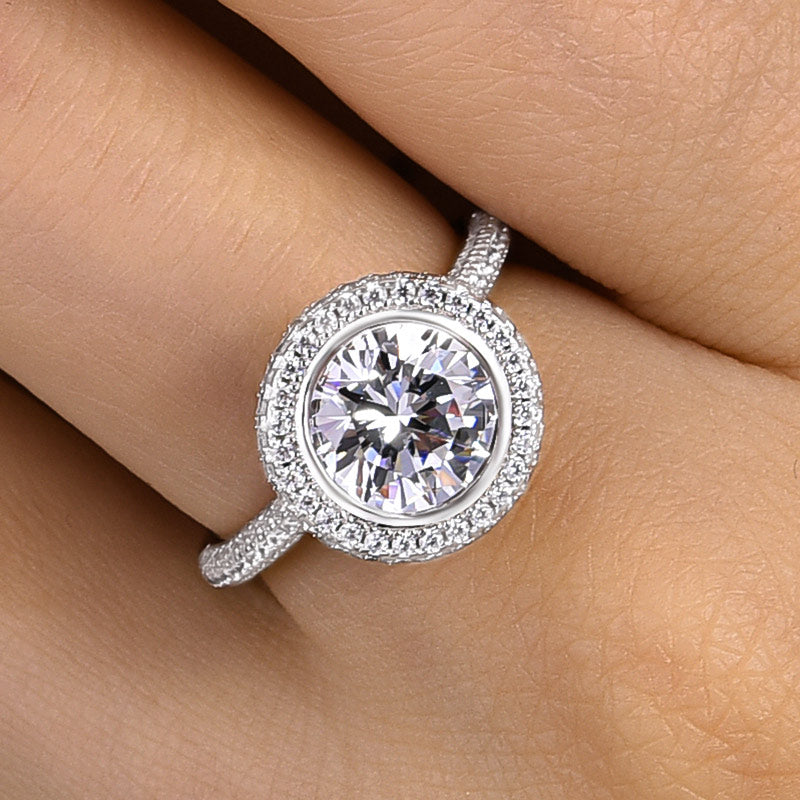 Vintage Halo Round Cut Engagement Ring