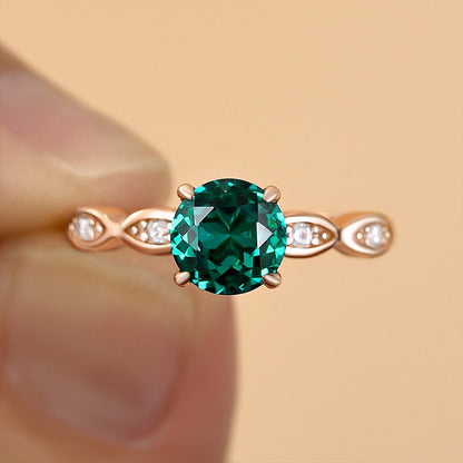 Rose Gold 1.0 Carat Emerald Green Round Cut Promise Ring For Her