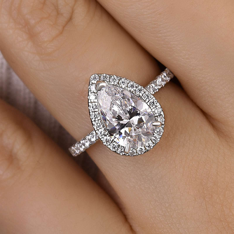 Classic 2.2 Carat Simulated Diamond Pear Cut Halo Engagement Ring for Her