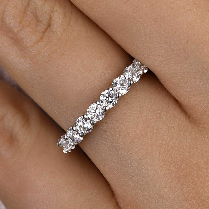 Classic Round Cut Women's Wedding Band In Sterling Silver