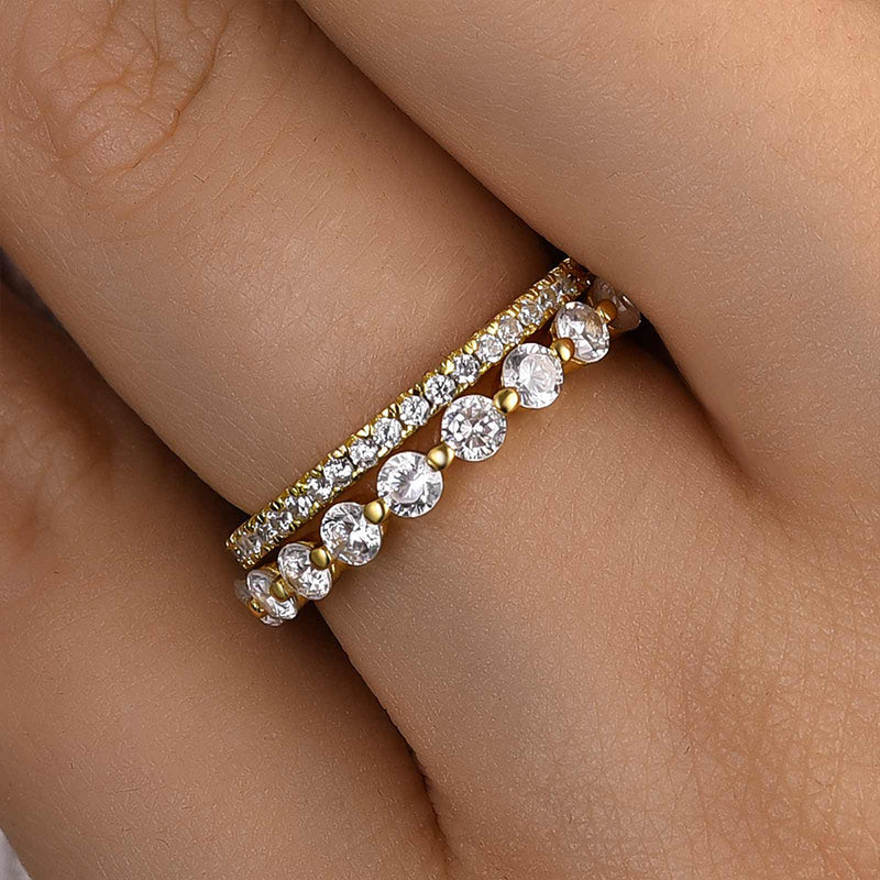 Exquisite Women's Stackable Wedding Band Set In Sterling Silver