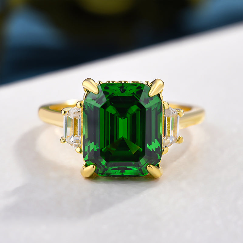 Gorgeous Asscher Cut Three Stone Emerald Green Engagement Ring In Sterling Silver