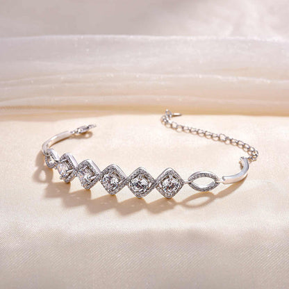 Gorgeous Halo Round Cut Bracelet For Women In Sterling Silver