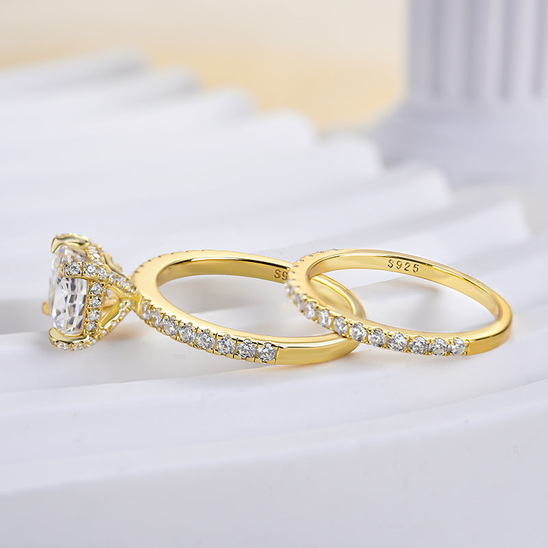 Classic Yellow Gold 1.5 Carat Cushion Cut Wedding Rings Set In Sterling Silver