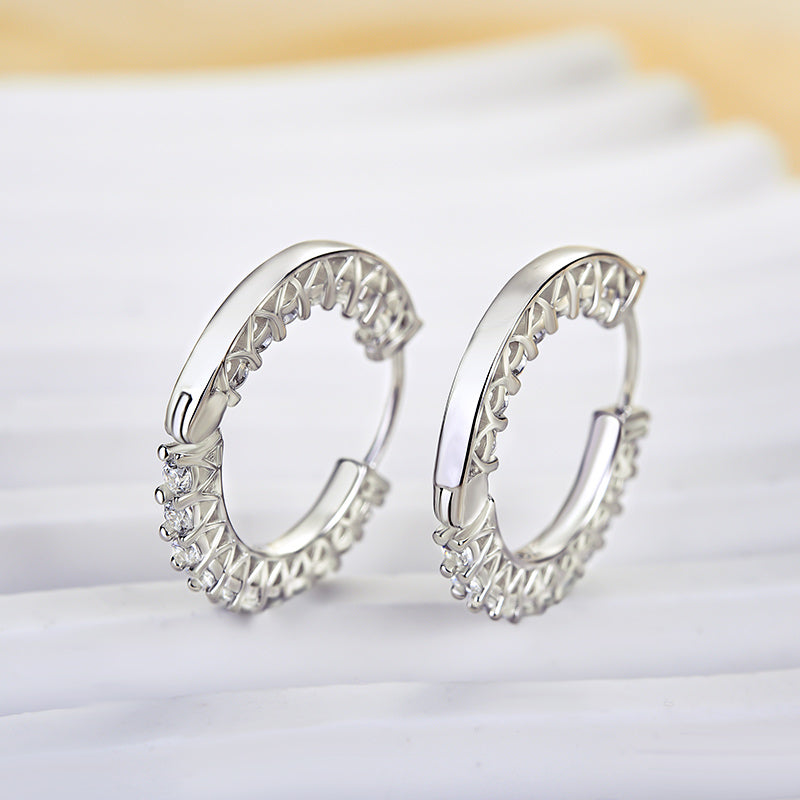 Women's Classic Round Cut Hoop Earrings In Sterling Silver