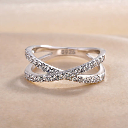 Maxine X Criss Cross Wedding Band