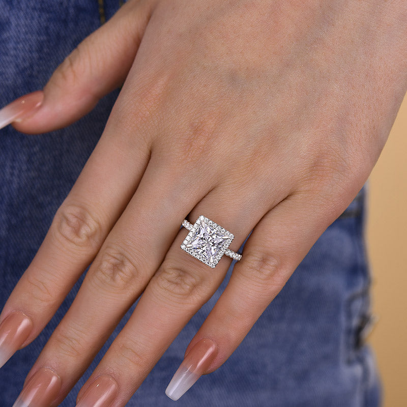 Sparkle Halo Princess Cut Engagement Ring for Women