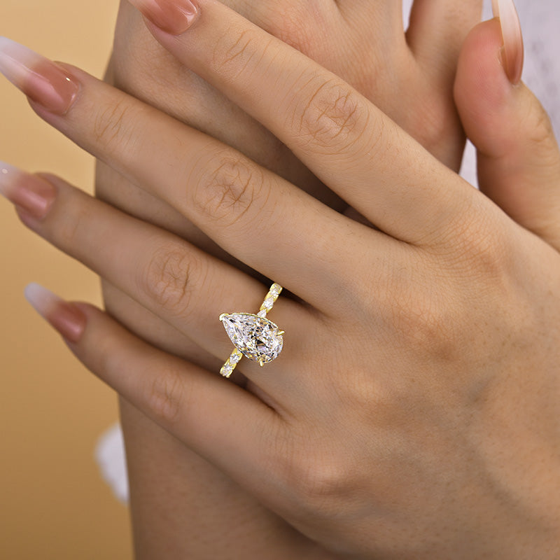 Lovely Pear Cut Engagement Ring In Sterling Silver