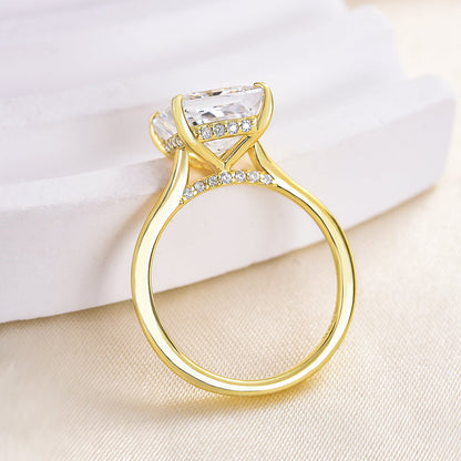 Timeless Yellow Gold Princess Cut Engagement Ring