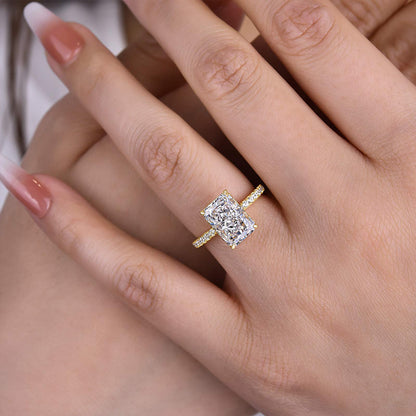 Elegant Radiant Cut Engagement Ring For Women In Sterling Silver