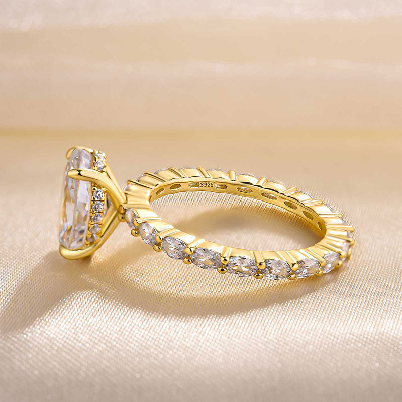 Gorgeous Yellow Gold Oval Cut Engagement Ring In Sterling Silver