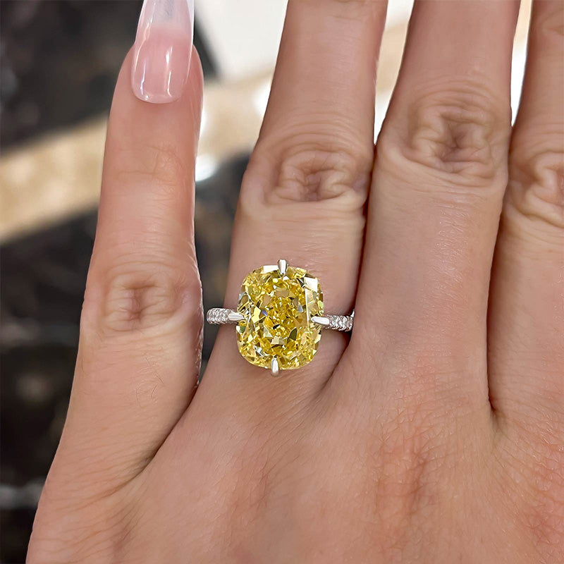 Elegant 6.0 Carat Radiant Cut Yellow Sapphire Engagement Ring-Maxinejewelry