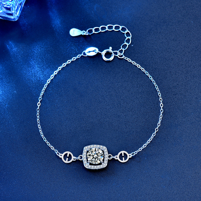 Moissanite Halo Round Cut Bracelet