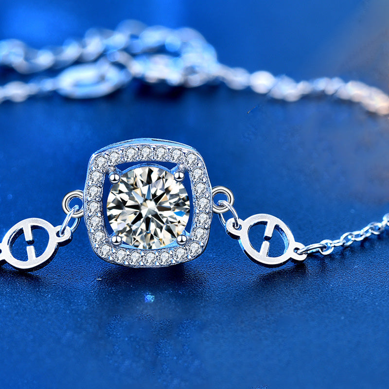 Moissanite Halo Round Cut Bracelet