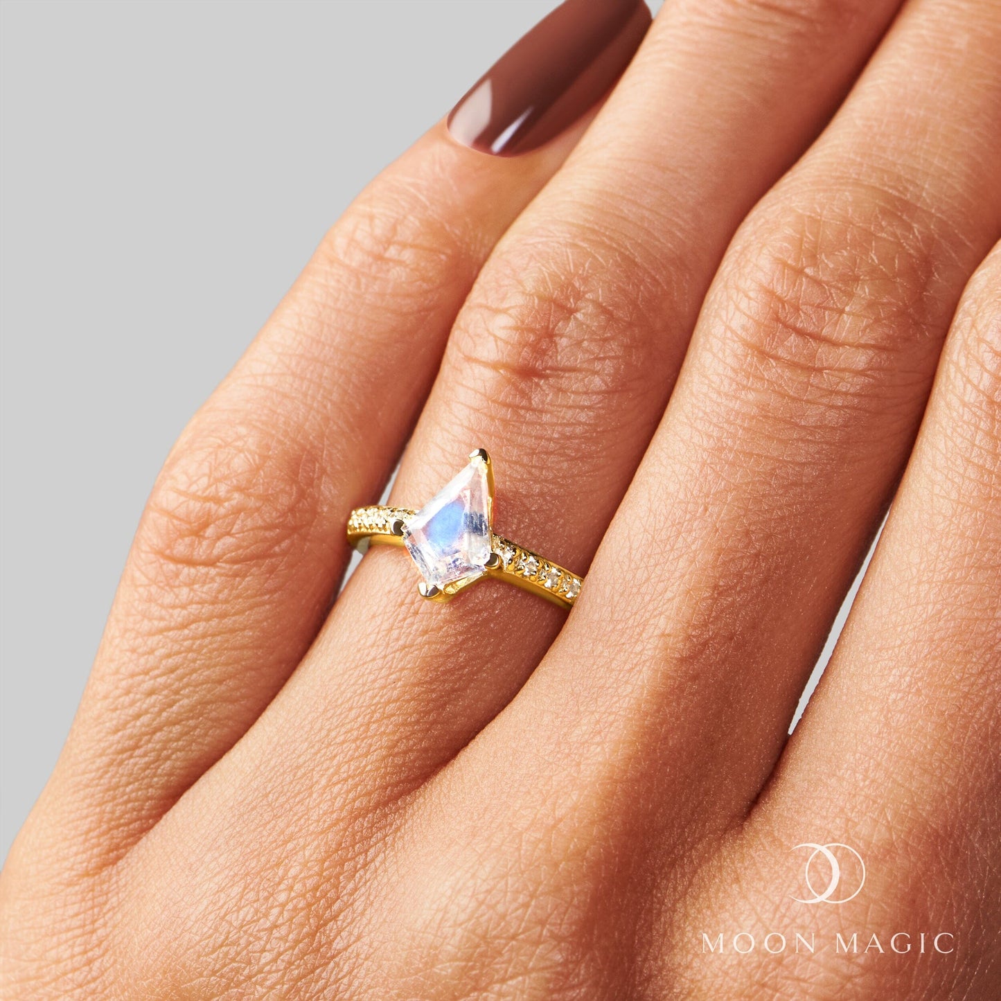 Moonstone Ring - Aimée