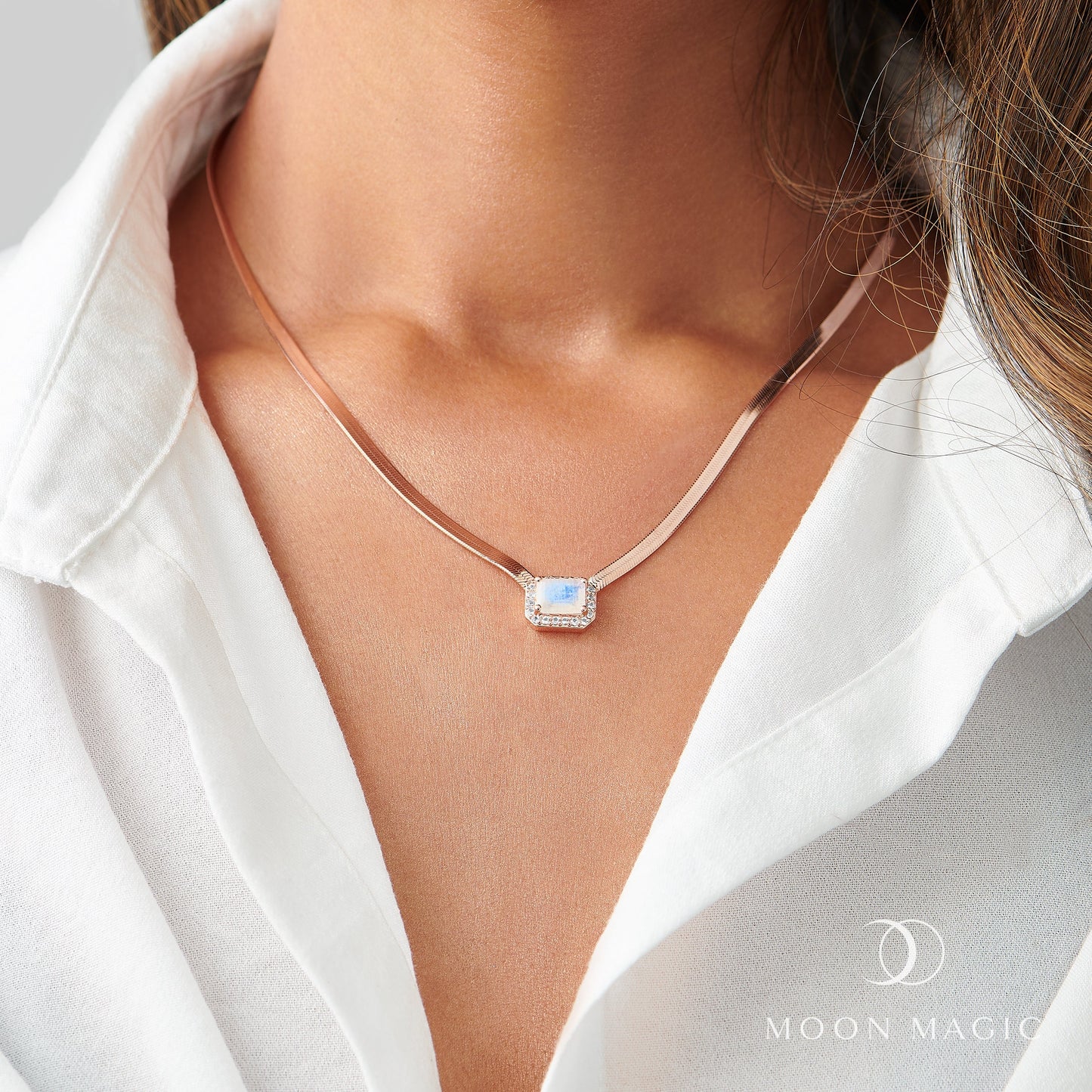 Moonstone Necklace - The Spotlight