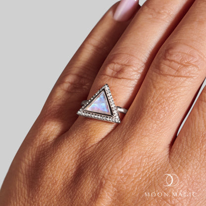 Moonstone Ring - Iconic Delta