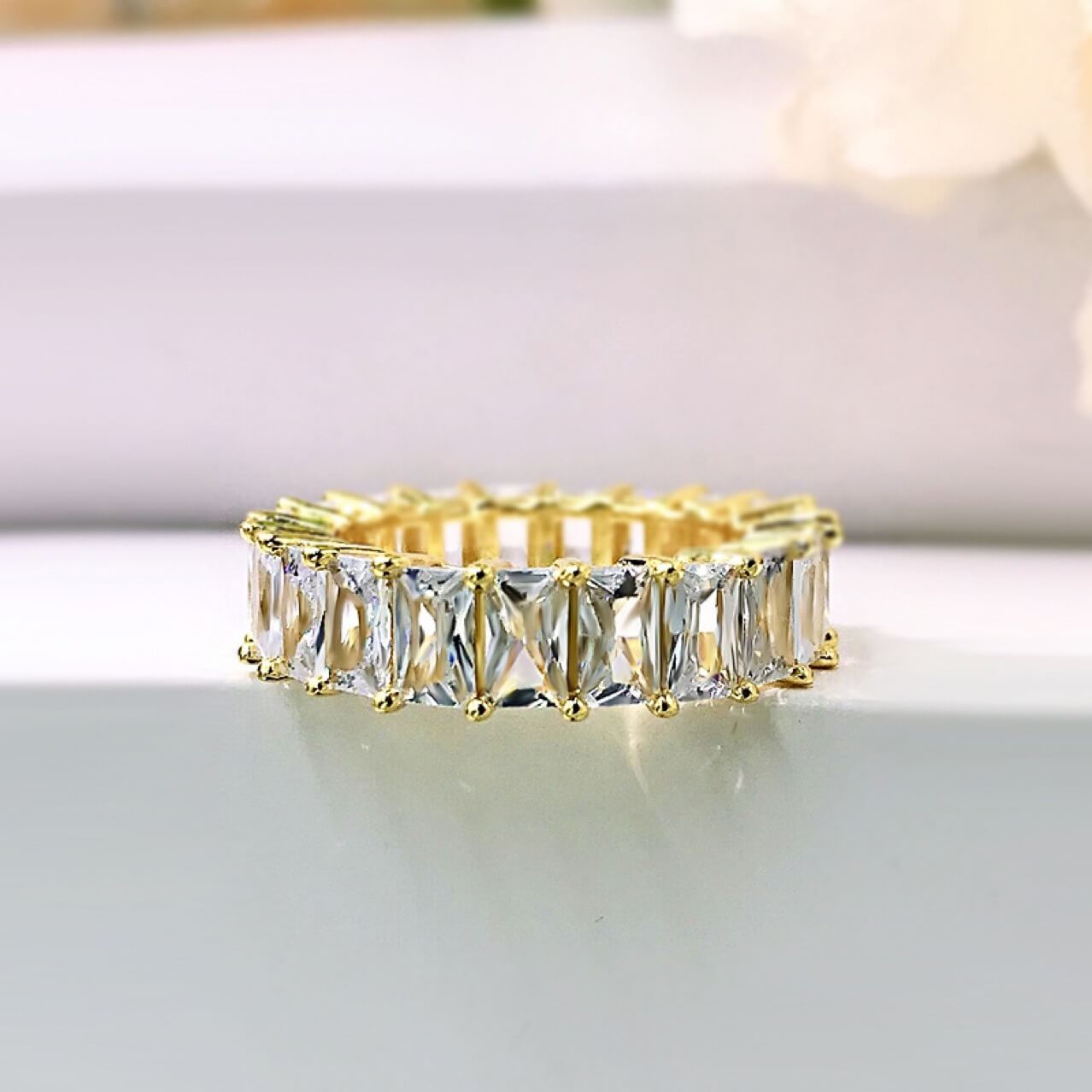 5mm Emerald Cut Inlaid White Square Zircon Gold Plated Ring-silviax